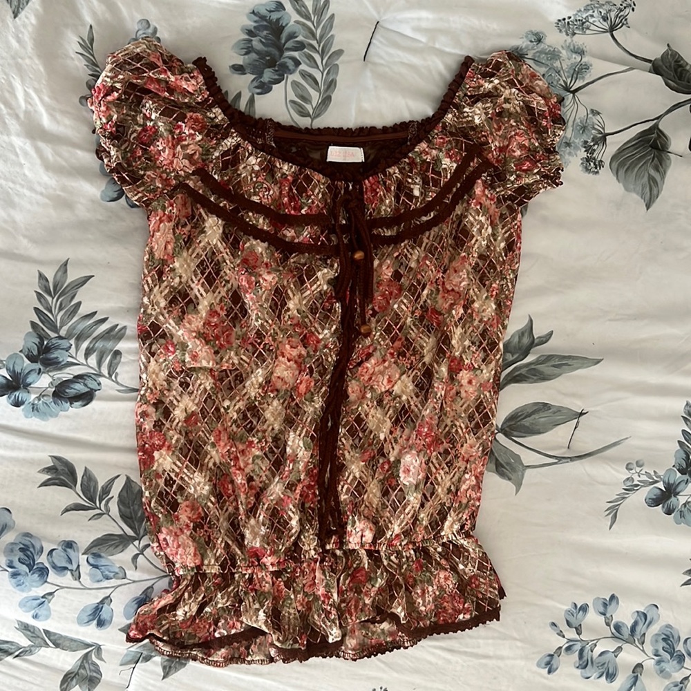 Liz Lisa Brownish Peasant Top
